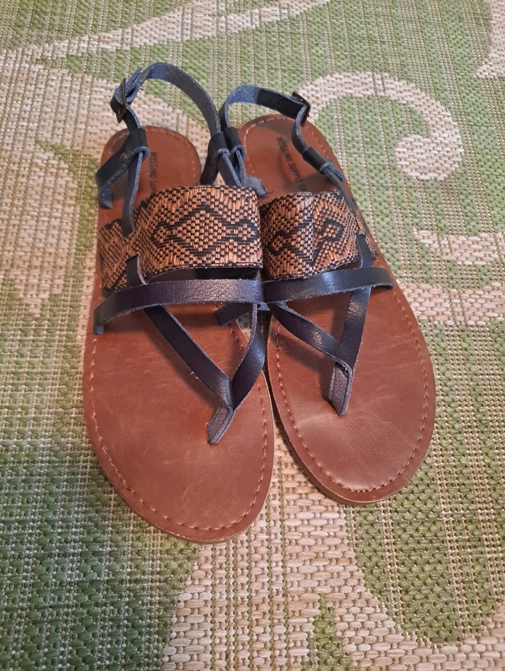 Mossimo Brown Leather Sandals with Black Straps and Woven Accent